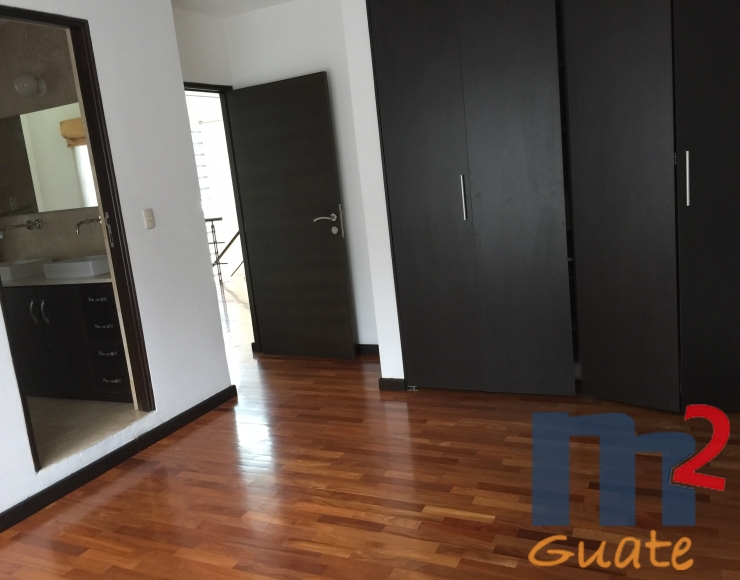 M2Guate-V4073-Casa-en-Venta-Guatemala-Zona-16