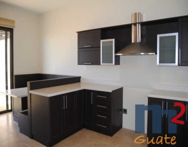 M2Guate-V4375-Casa-en-Venta-Fraijanes