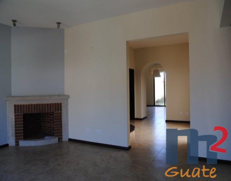 M2Guate-V4375-Casa-en-Venta-Fraijanes