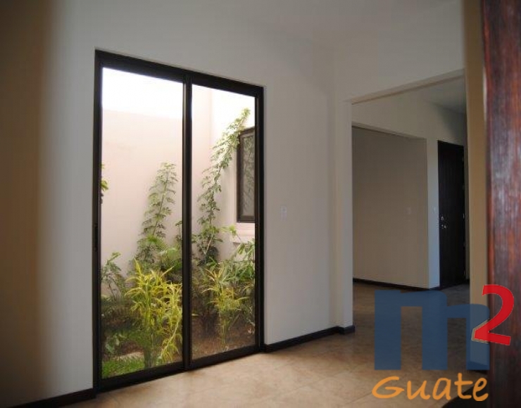 M2Guate-V4375-Casa-en-Venta-Fraijanes