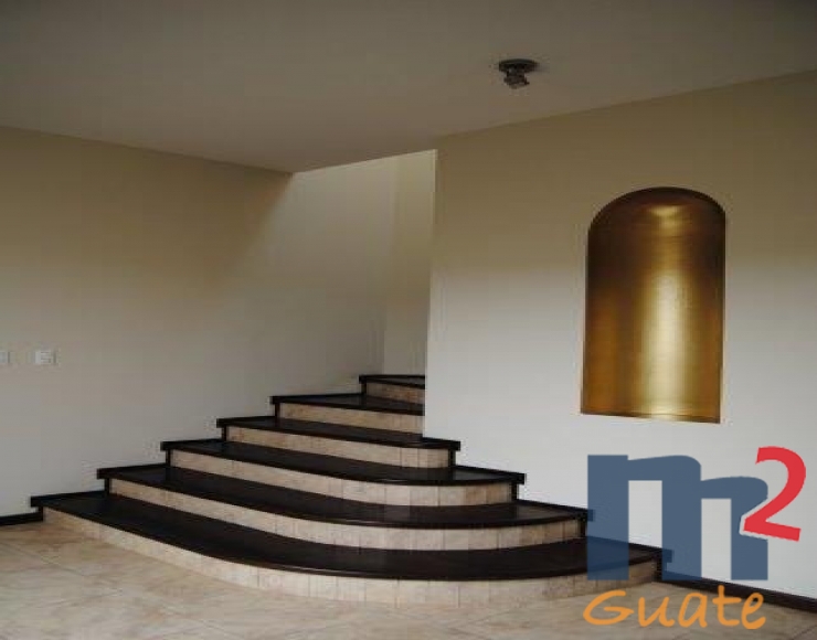 M2Guate-V4375-Casa-en-Venta-Fraijanes