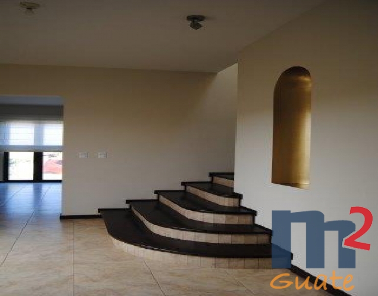 M2Guate-V4375-Casa-en-Venta-Fraijanes