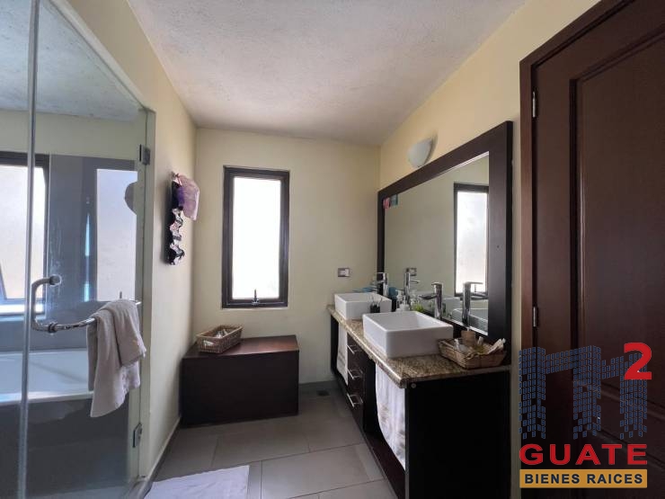 M2Guate-V4896-Casa-en-condominio-en-Venta-Muxbal