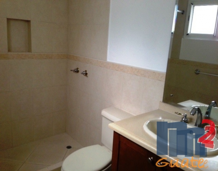 M2Guate-R5399-Casa-en-condominio-en-Renta-Guatemala-Zona-10