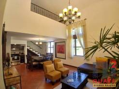 M2Guate-R6147-Casa-en-Renta-Antigua-Guatemala